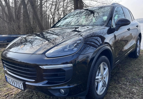 Porsche Cayenne cena 160000 przebieg: 190000, rok produkcji 2016 z Grudziądz małe 781